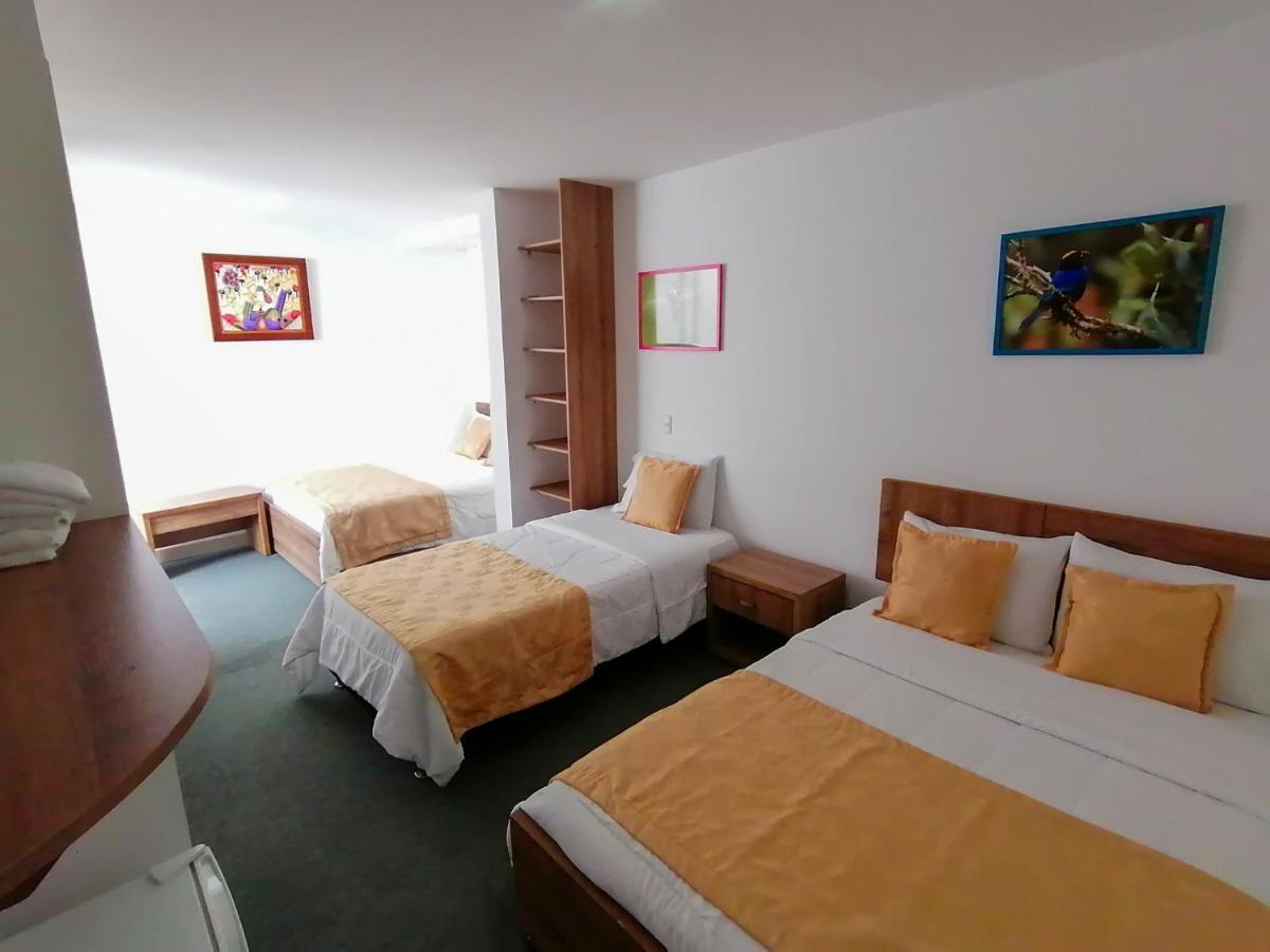 Hotel Hevilat Paraiso De Oriente リオネグロ エクステリア 写真