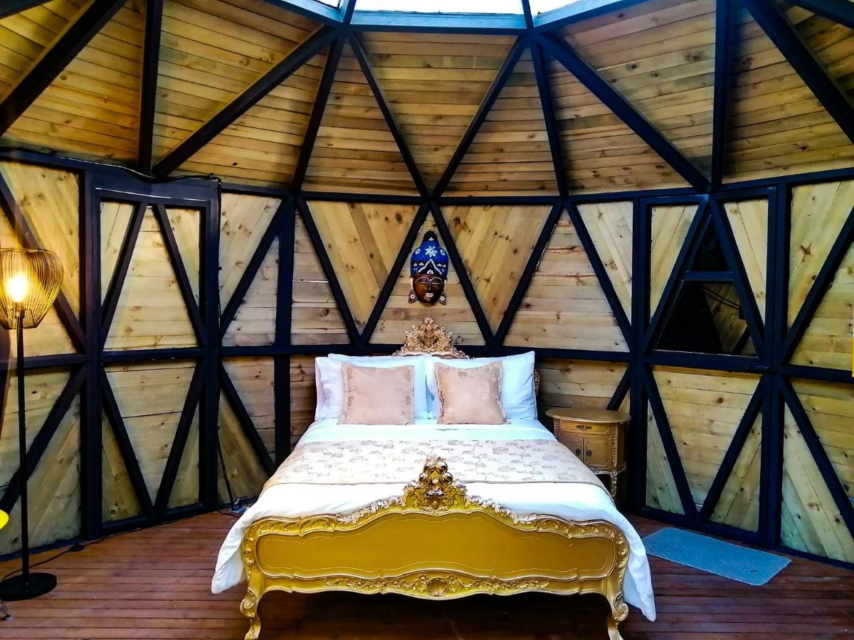 Hotel Hevilat Paraiso De Oriente リオネグロ エクステリア 写真